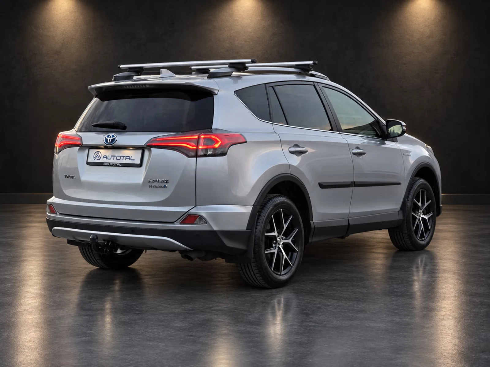 Toyota RAV4 - Photo 11
