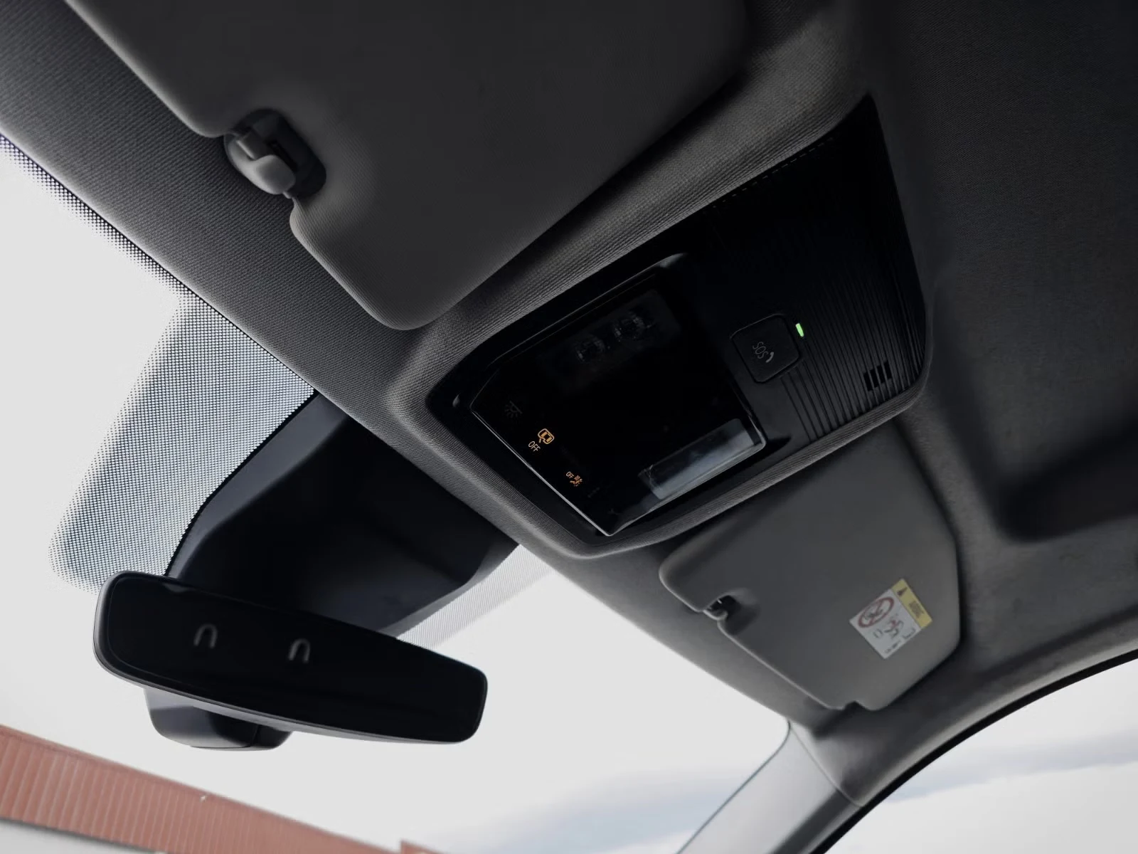 Volkswagen Caddy - Photo 33
