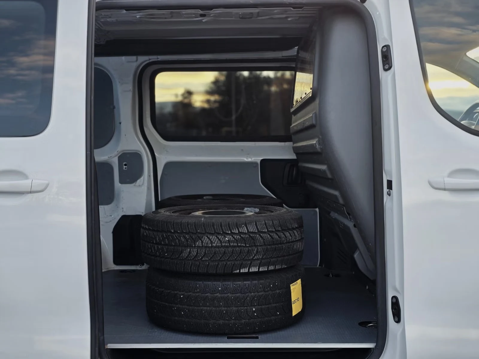 Citroen Jumpy - Photo 35