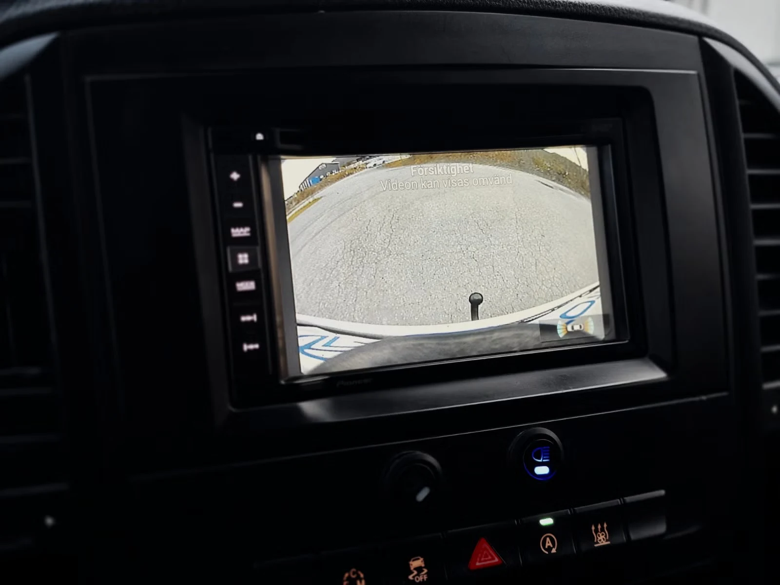 Mercedes-Benz Vito - Photo 21
