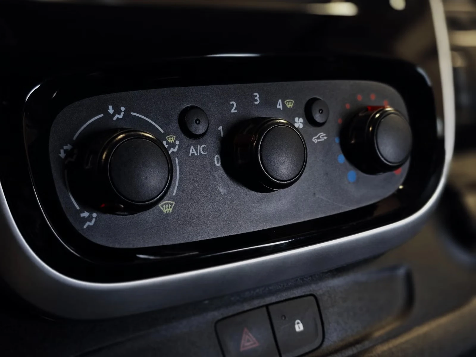 Renault Trafic - Photo 24