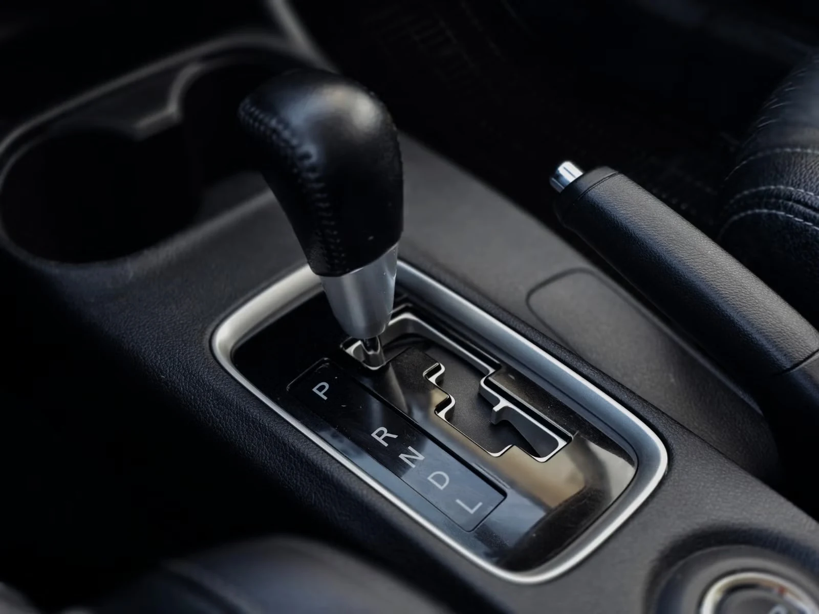 Mitsubishi Outlander - Photo 21