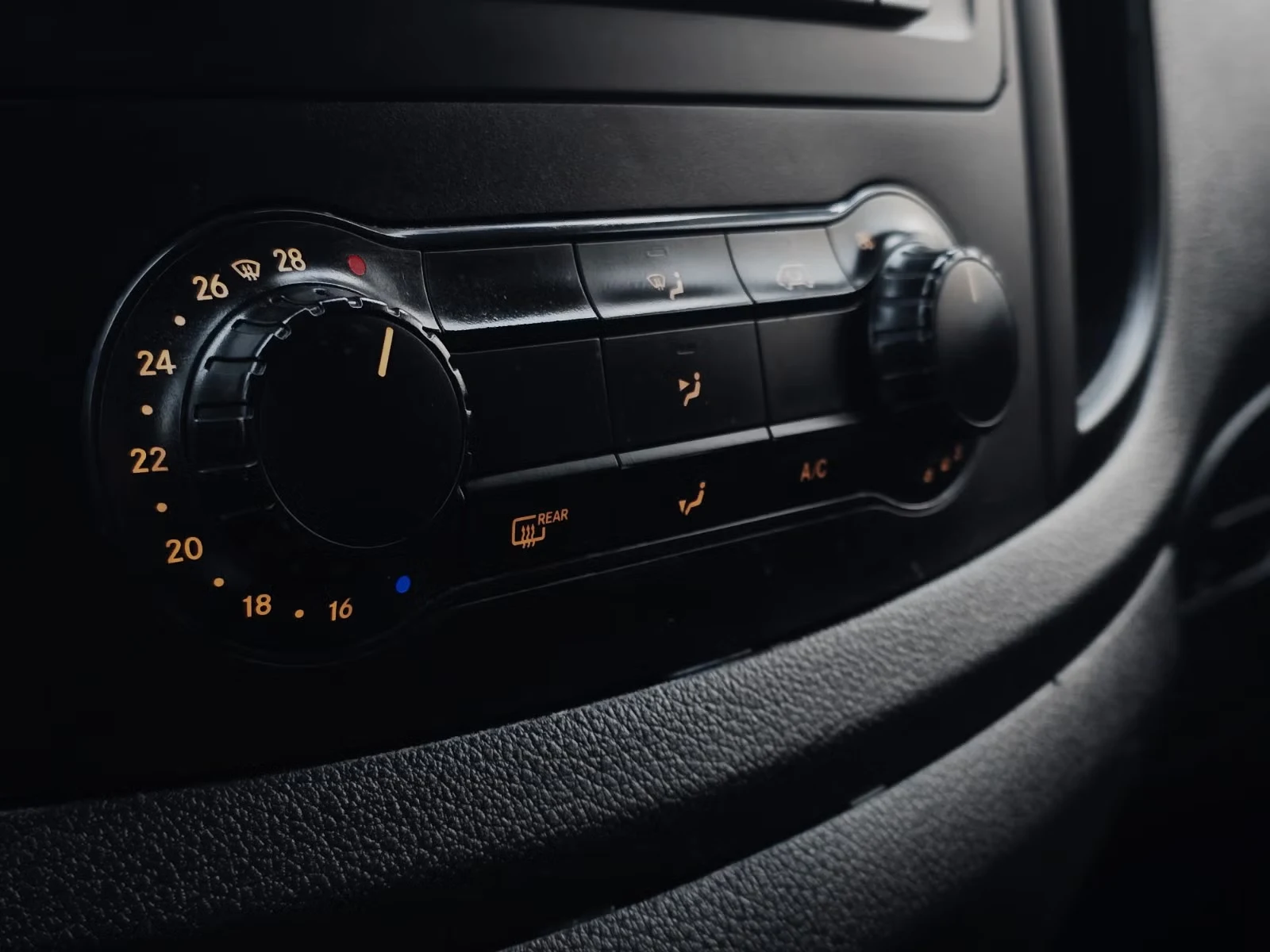 Mercedes-Benz Vito - Photo 28