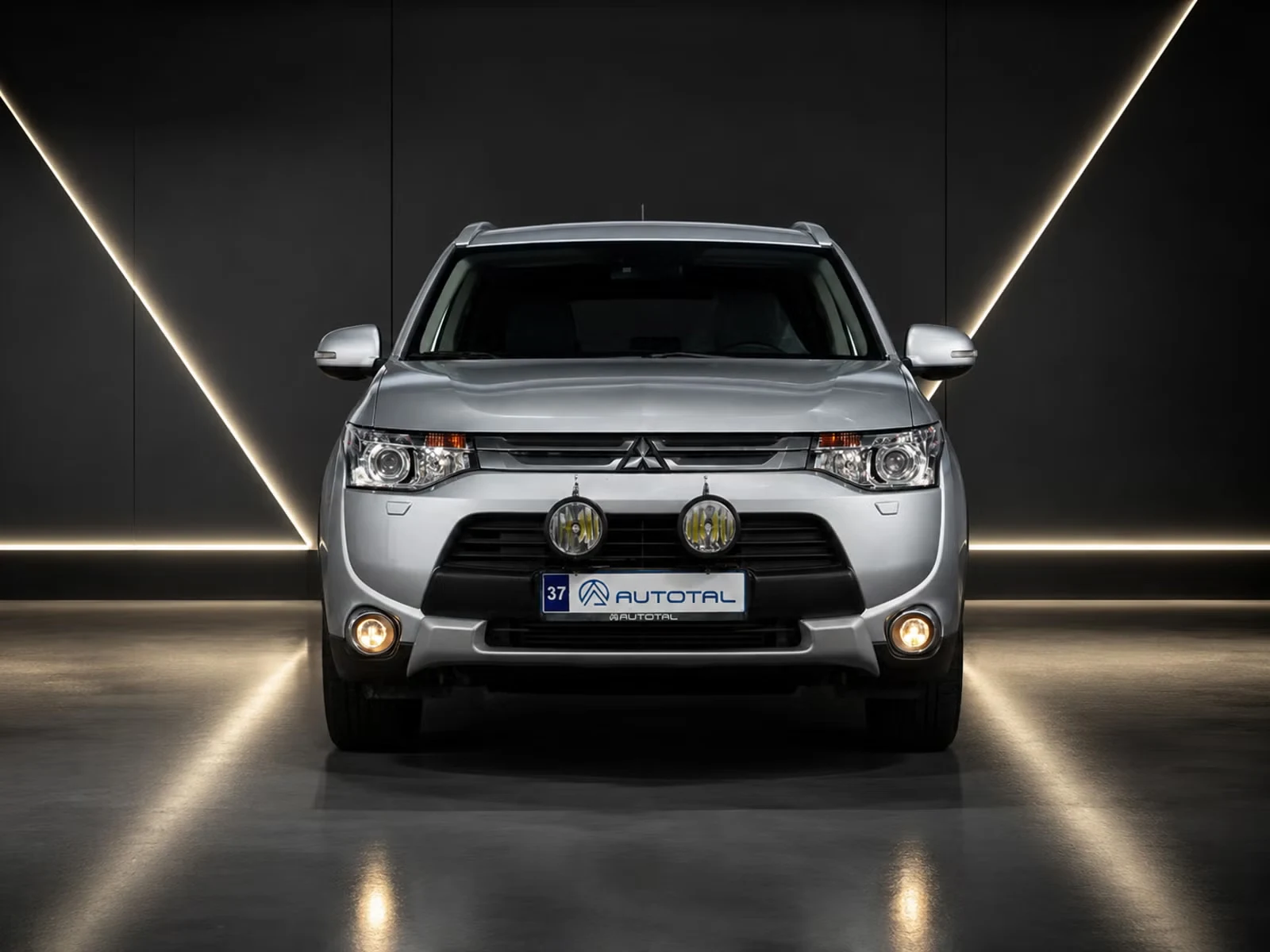 Mitsubishi Outlander - Photo 3