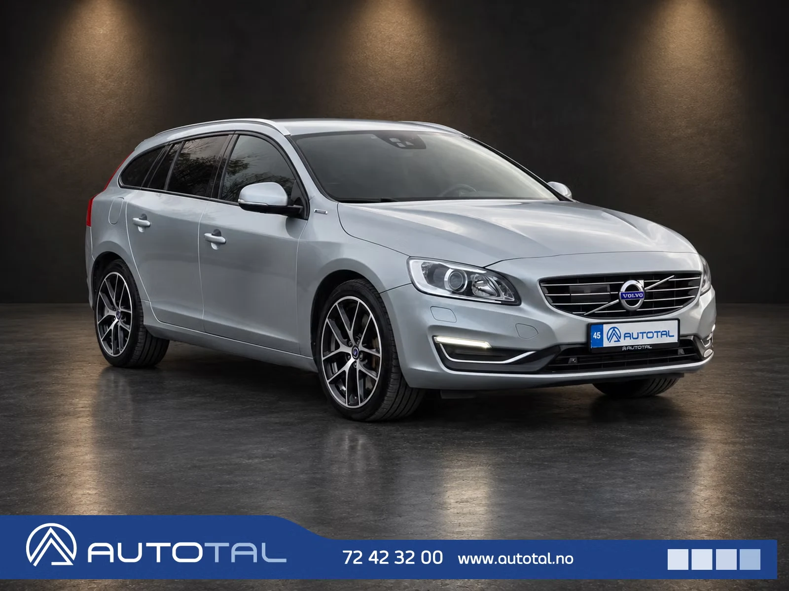 Volvo V60 - Photo 1