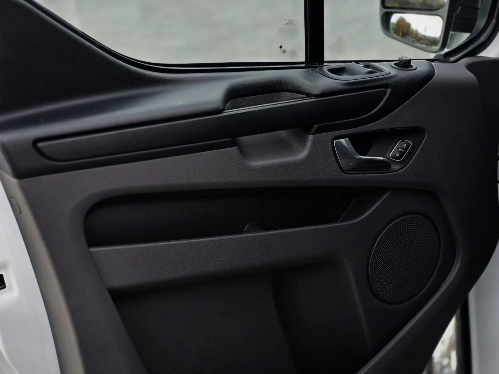 Ford Transit Custom - Photo 38