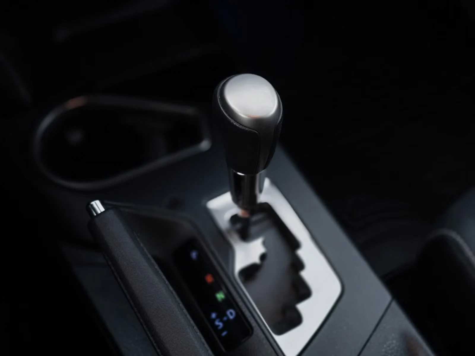 Toyota RAV4 - Photo 25