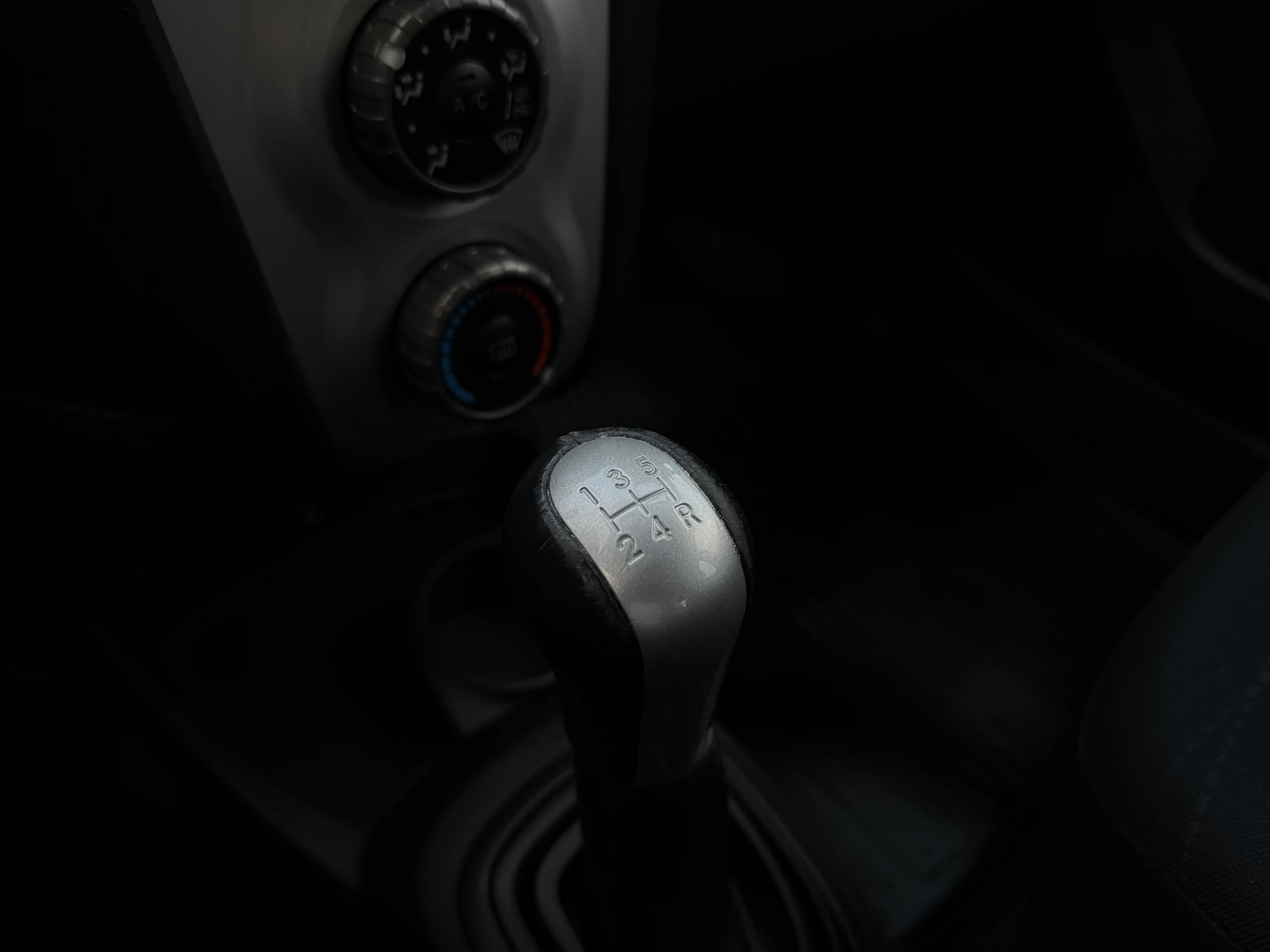 Toyota YARIS 2007 - Photo 24