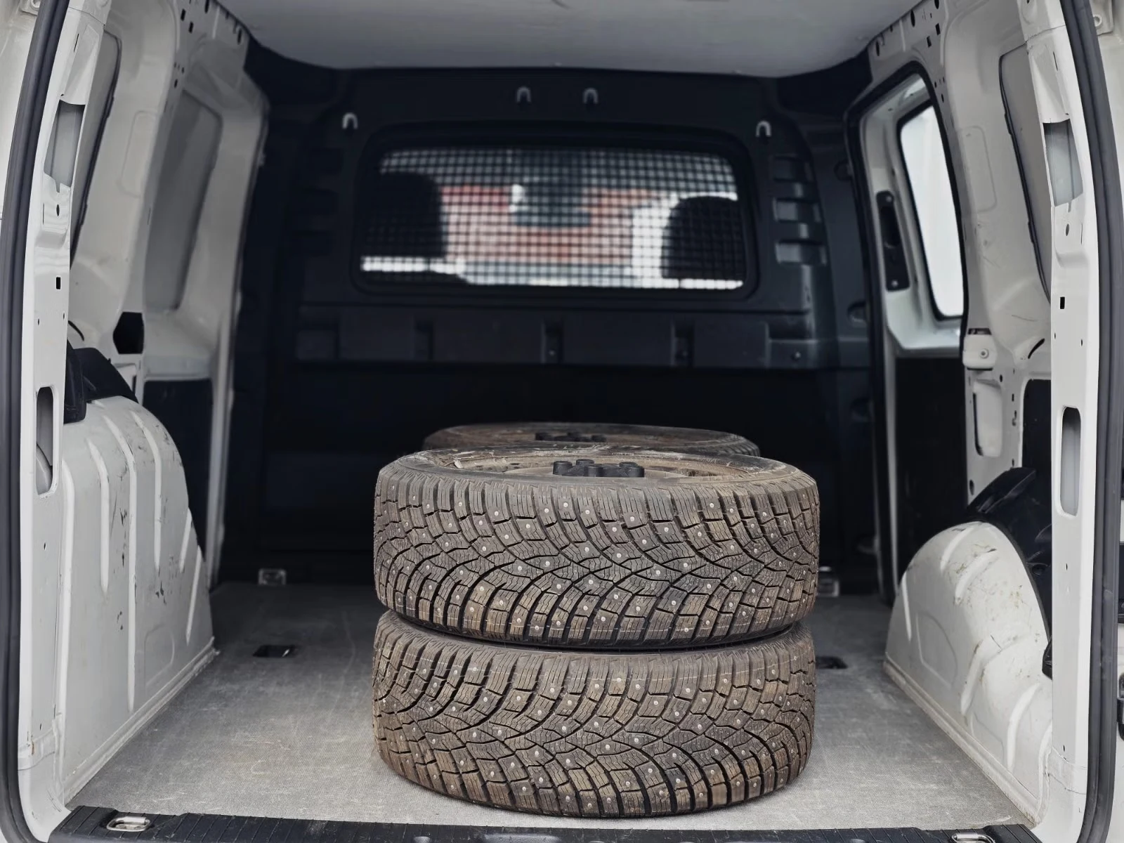 Volkswagen Caddy - Photo 14