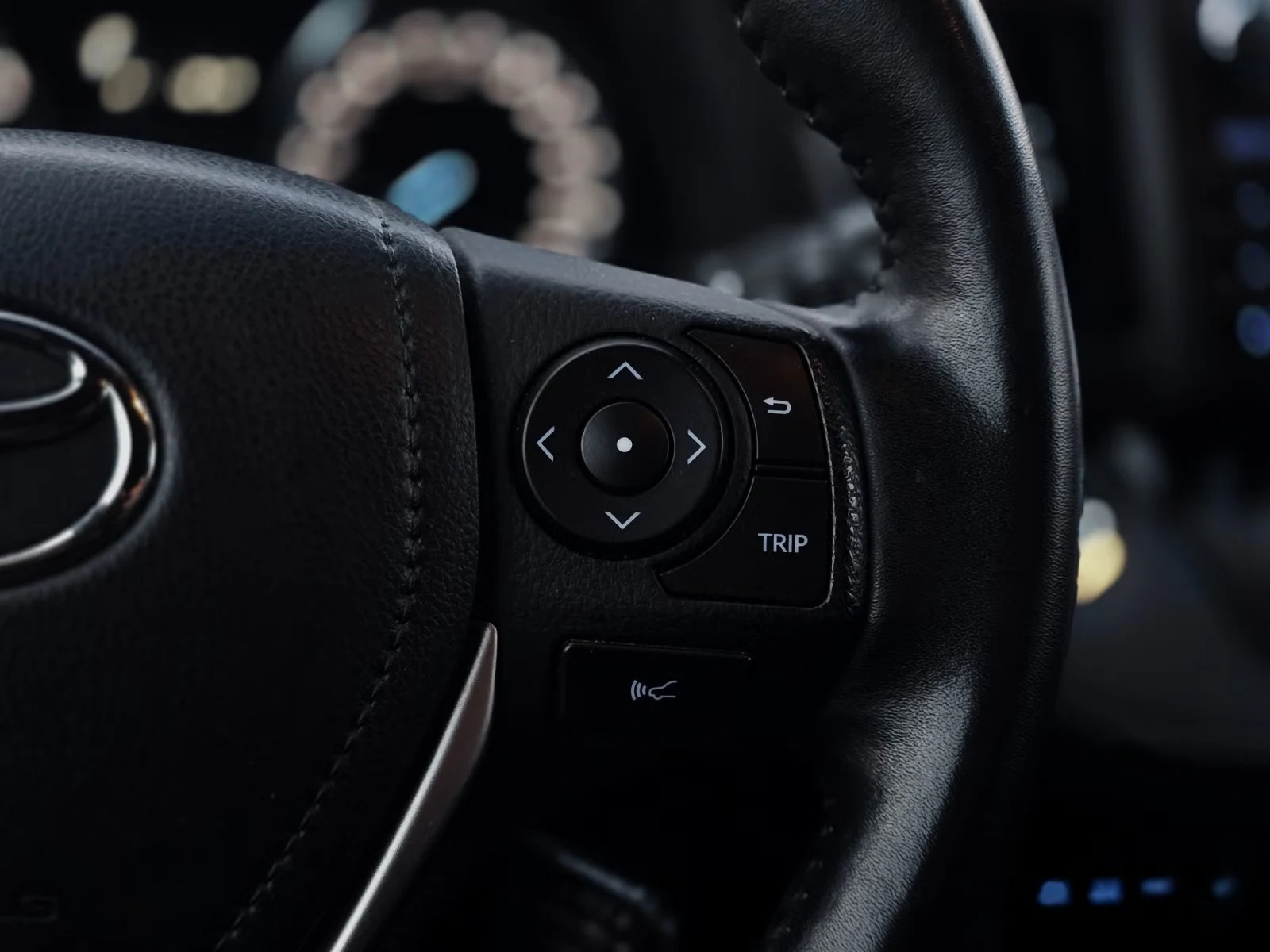 Toyota RAV4 - Photo 3
