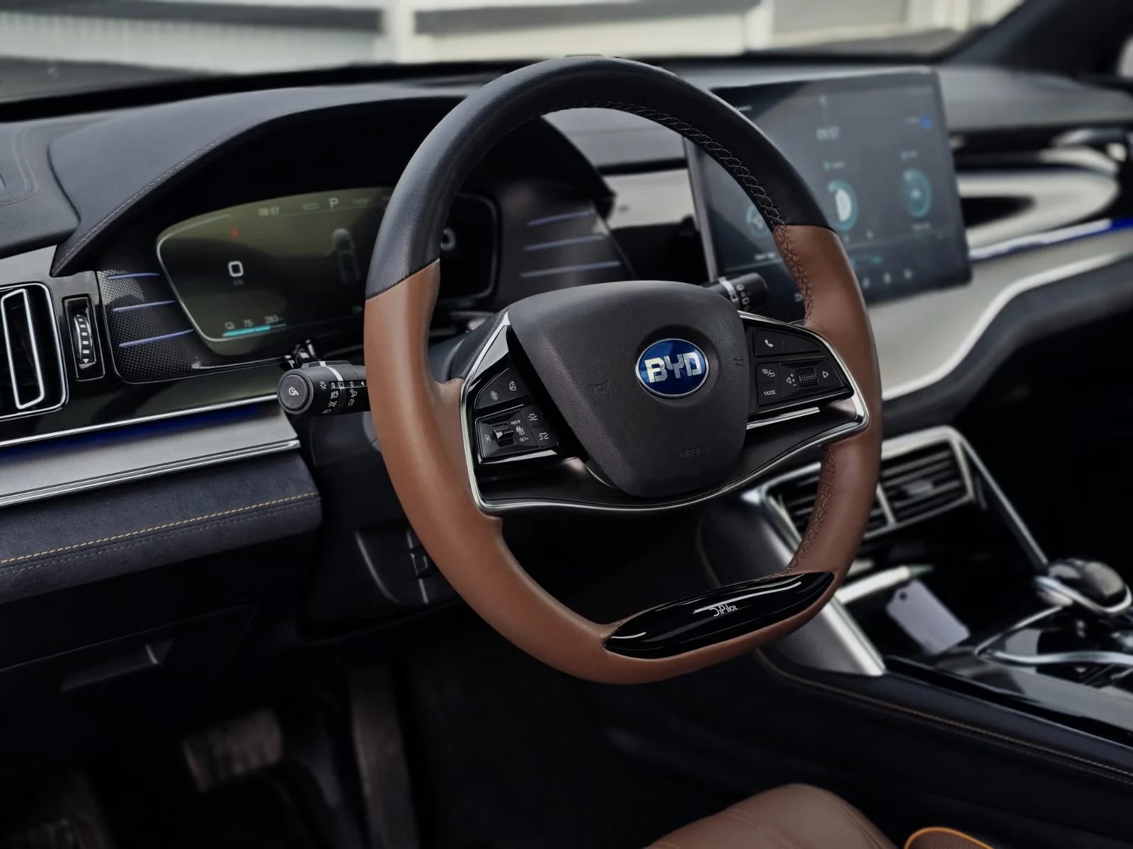 BYD Tang - Photo 21