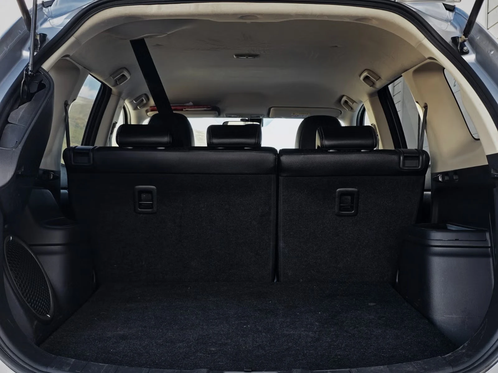 Mitsubishi Outlander - Photo 32